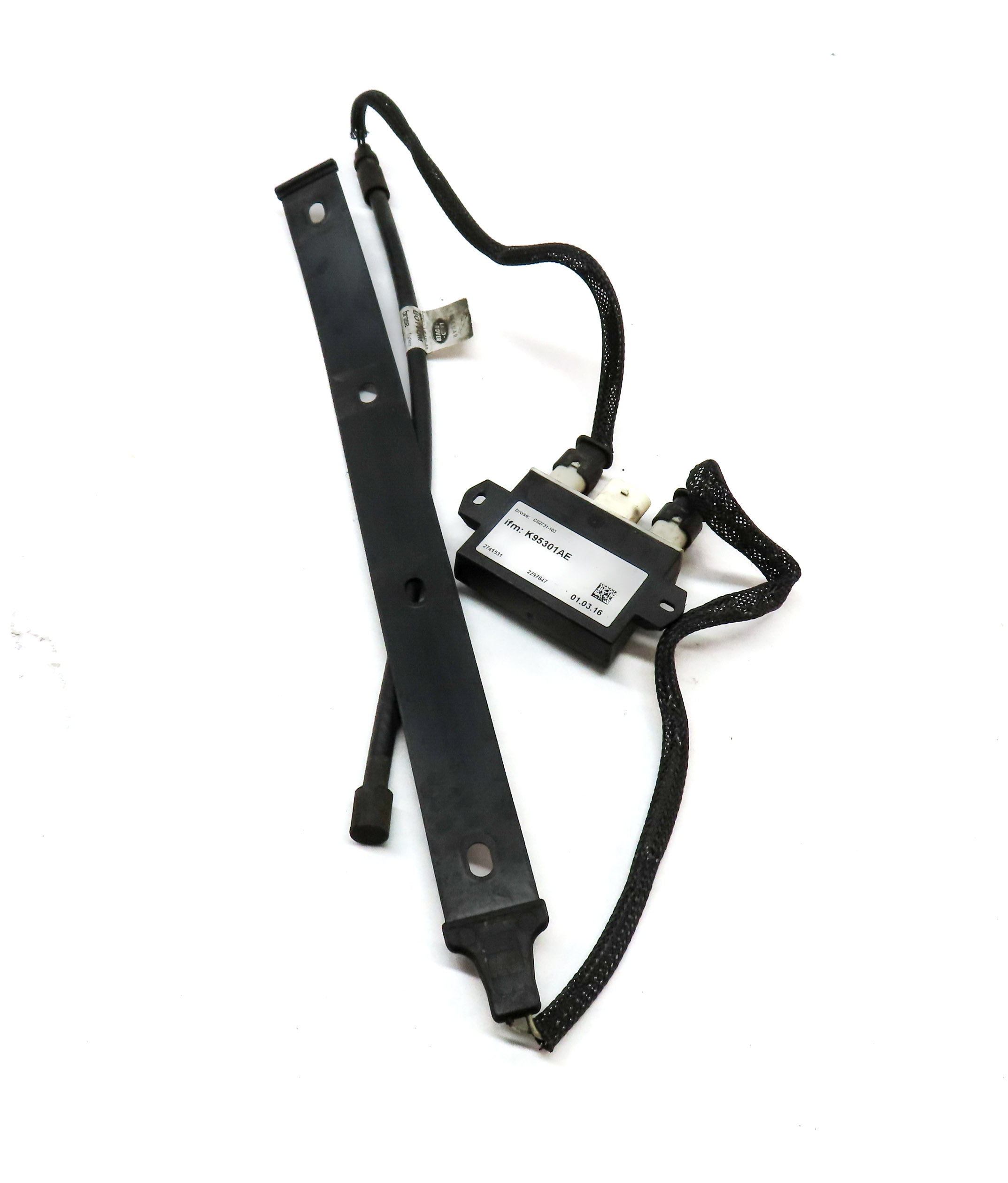 2016 LAND RANGE ROVER (L405) REAR RIGHT TRUNK HATCH SMART OPENER MODULE ANTENNA — exact item pictured
